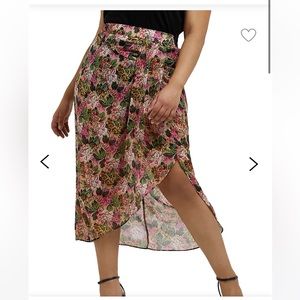 NWT River Island Plus Pink Floral Midi Skirt